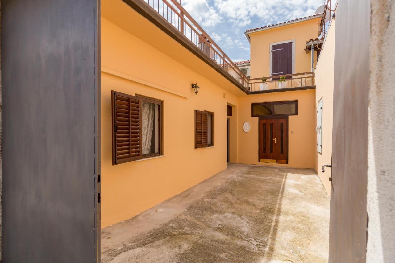 Apartment Box Πόρετς Εξωτερικό φωτογραφία